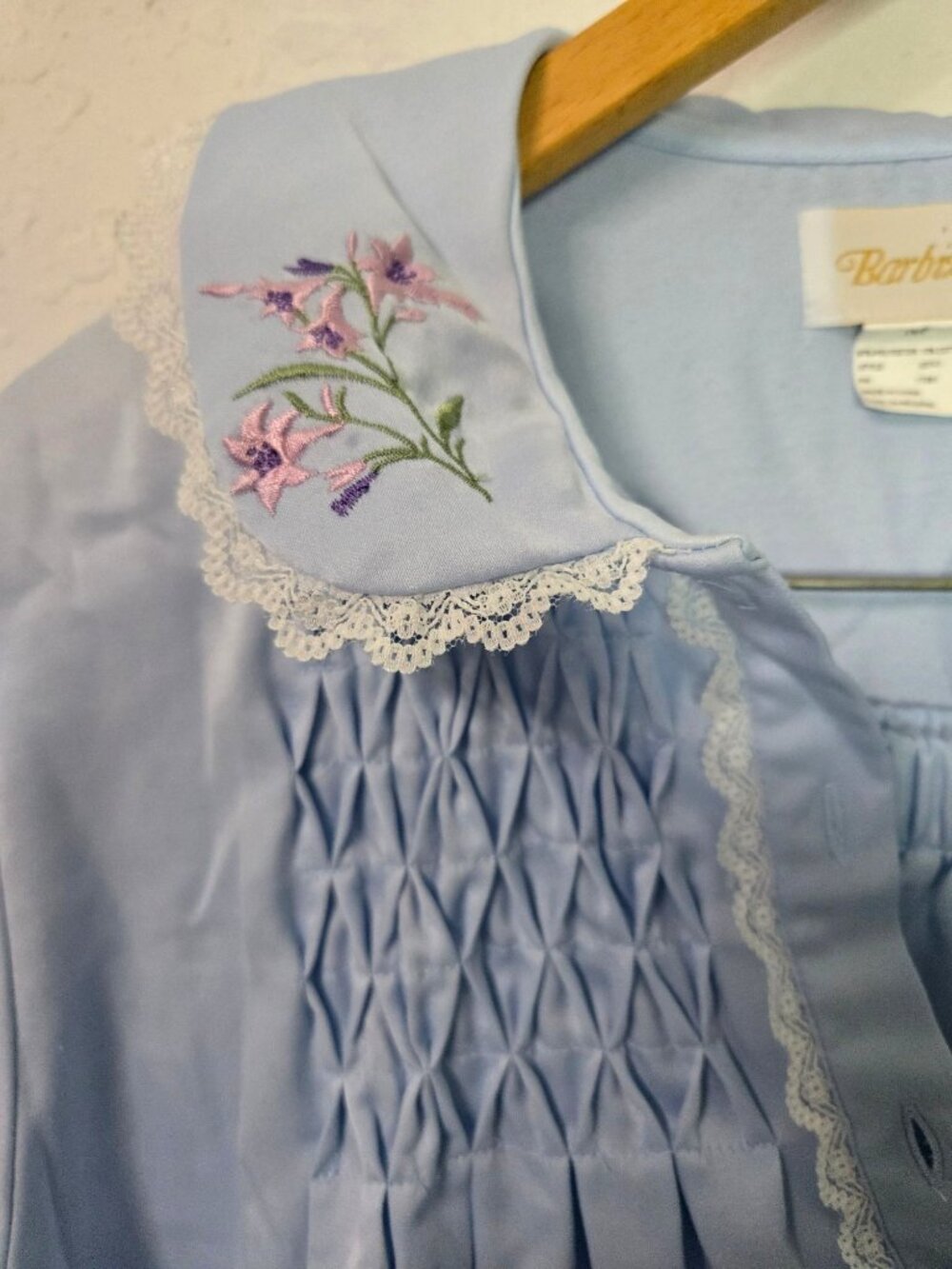 Women's Vintage Retro Barbizon Blue Pajama Set With Embroidered Collar Smocking - Picture 5 of 16